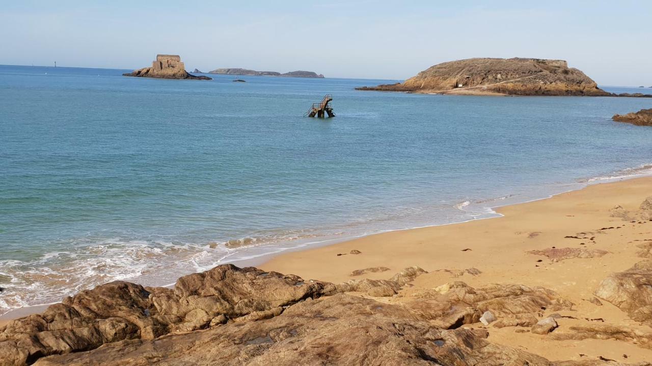 شقة Zen Et Design, Proche Cite Corsaire سان مالو المظهر الخارجي الصورة